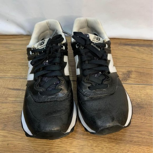 New Balance 574 woman’s size 6.5. Black/white/gray. New condition. Gorgeous! - Picture 3 of 10